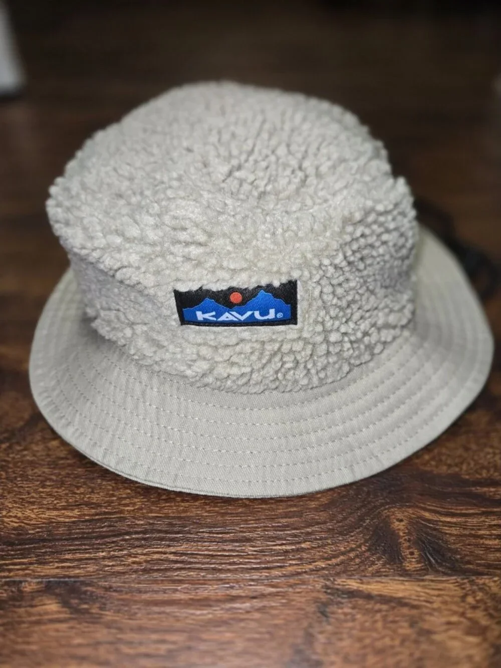 Bucket Hat KAVU Fur Ball Boonie Bucket Hat Sherpa Chalk Tan Adult Unisex OS